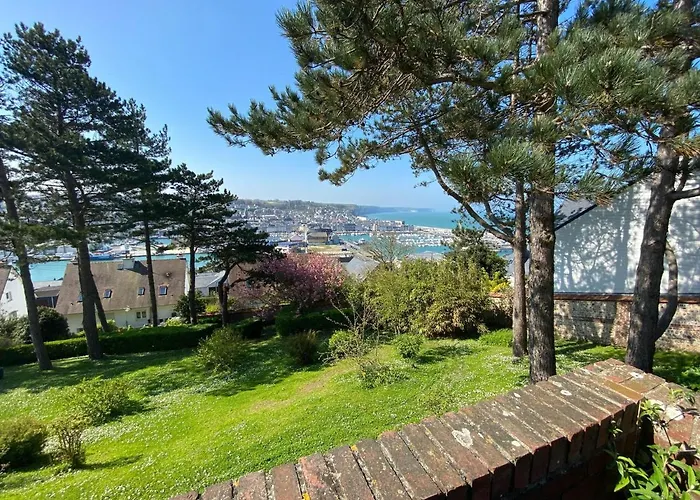 Duplex In With Harbor Views Fécamp